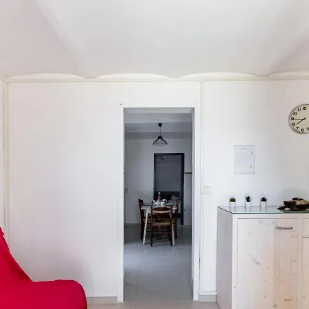 Anaisim By Interhome